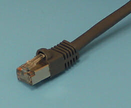 Geschirmtes CAT5-Kabel mit geschirmtem RJ45-Stecker