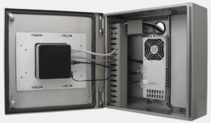 Der Intel NUC in einem Thin Client-Gehäuse von Hope Industrial montiert