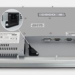 17-Zoll-Industrie-Einbaumonitore und robuste Touchscreens der Schutzart IP65/IP66, Ansicht AC-Kabelausgang